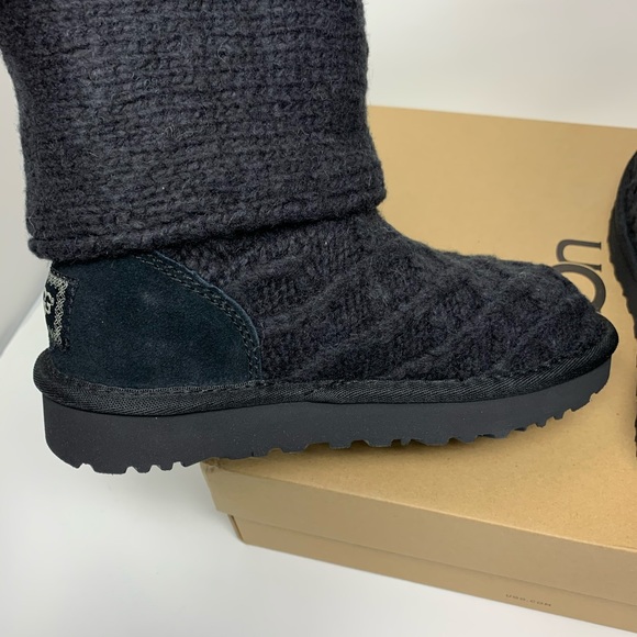 UGG Lattice Cardy Sweater Boots Black US Size 5 - Picture 4 of 7
